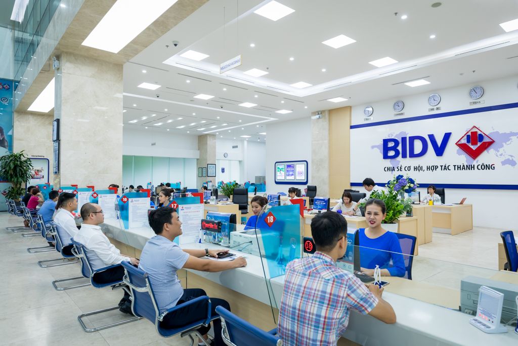 Đề thi thử Quản lý khách hàng BIDV